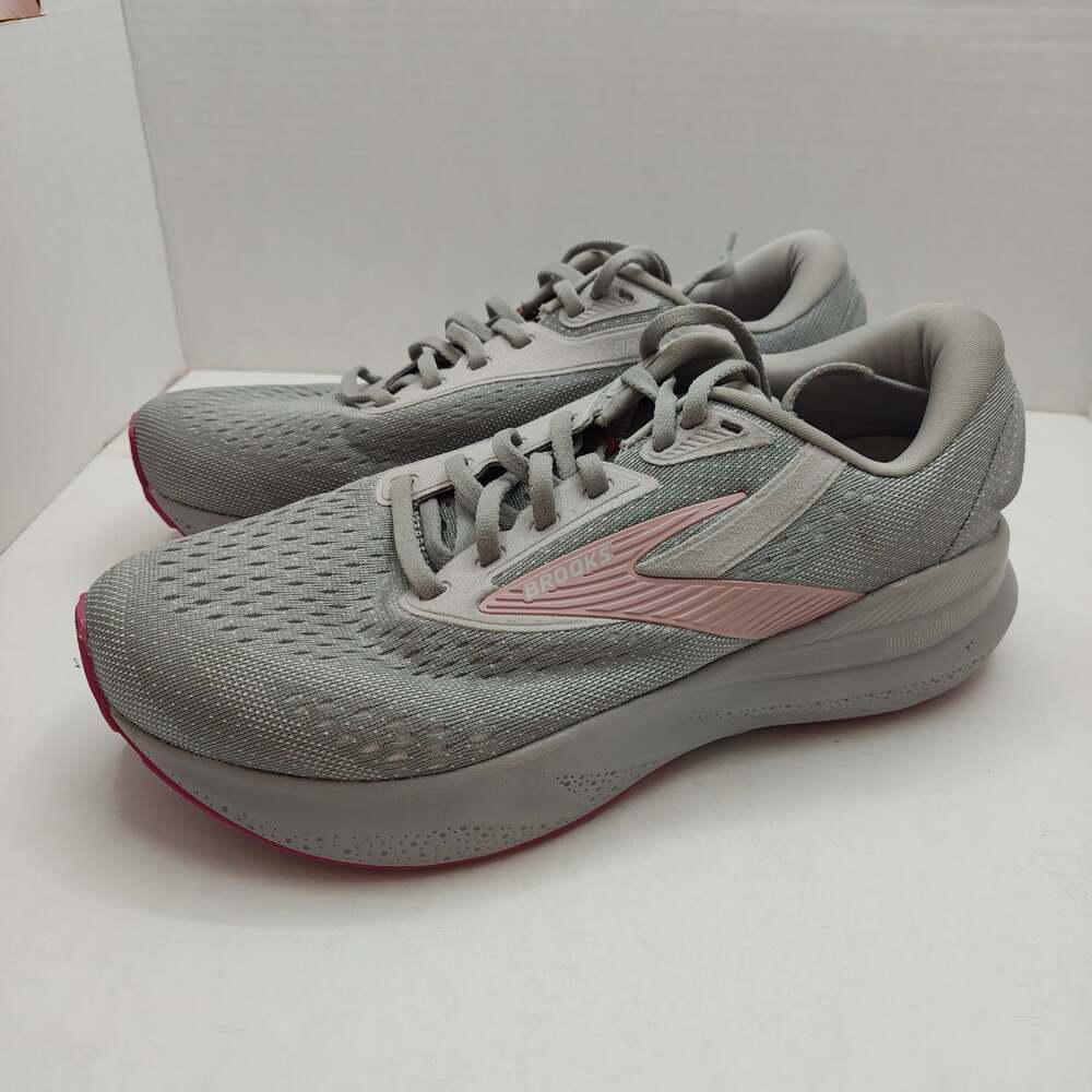 Brooks Adrenaline GTS 24 Womens Size 8 Running Shoes Alloy White Zephyr Gray
